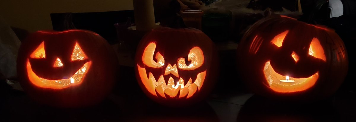 lwolf3l's tweet photo. Its HALLOWEEN!!! Have a spooky, safe and fun filled day!
Never stop #ScendingIt! See you on stream after some trick or treats with the Wolf3 Pups!! Also last day of #12DaysOfTerror! I wonder who will win the giveaway! See you soon!
@scenciongaming
@BlazedRTs
@SGH_RTs https://t.co/YLF9JTgtET