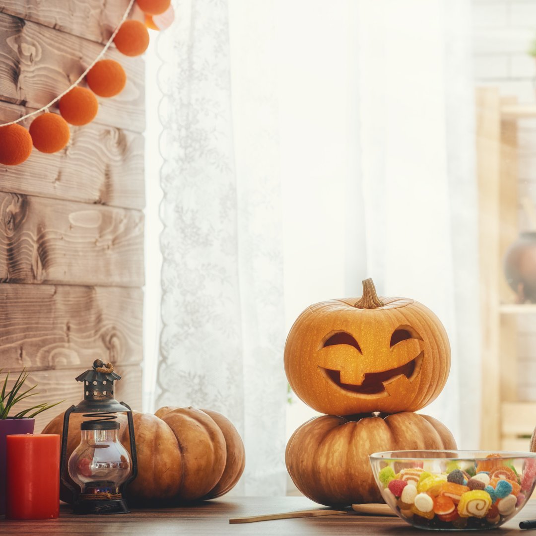 HandySF's tweet photo. Happy Halloween from your friends at Handy Store Fixtures! 🎃

#smallbusiness #smallbusinessowners #smallbusinesses #HandyStorefixtures #storefixtures #independentretailer #supportsmallbusiness #halloween #halloweendecorations #halloweendecor #spookyszn #spookyseason https://t.co/z455ZKAtc7
