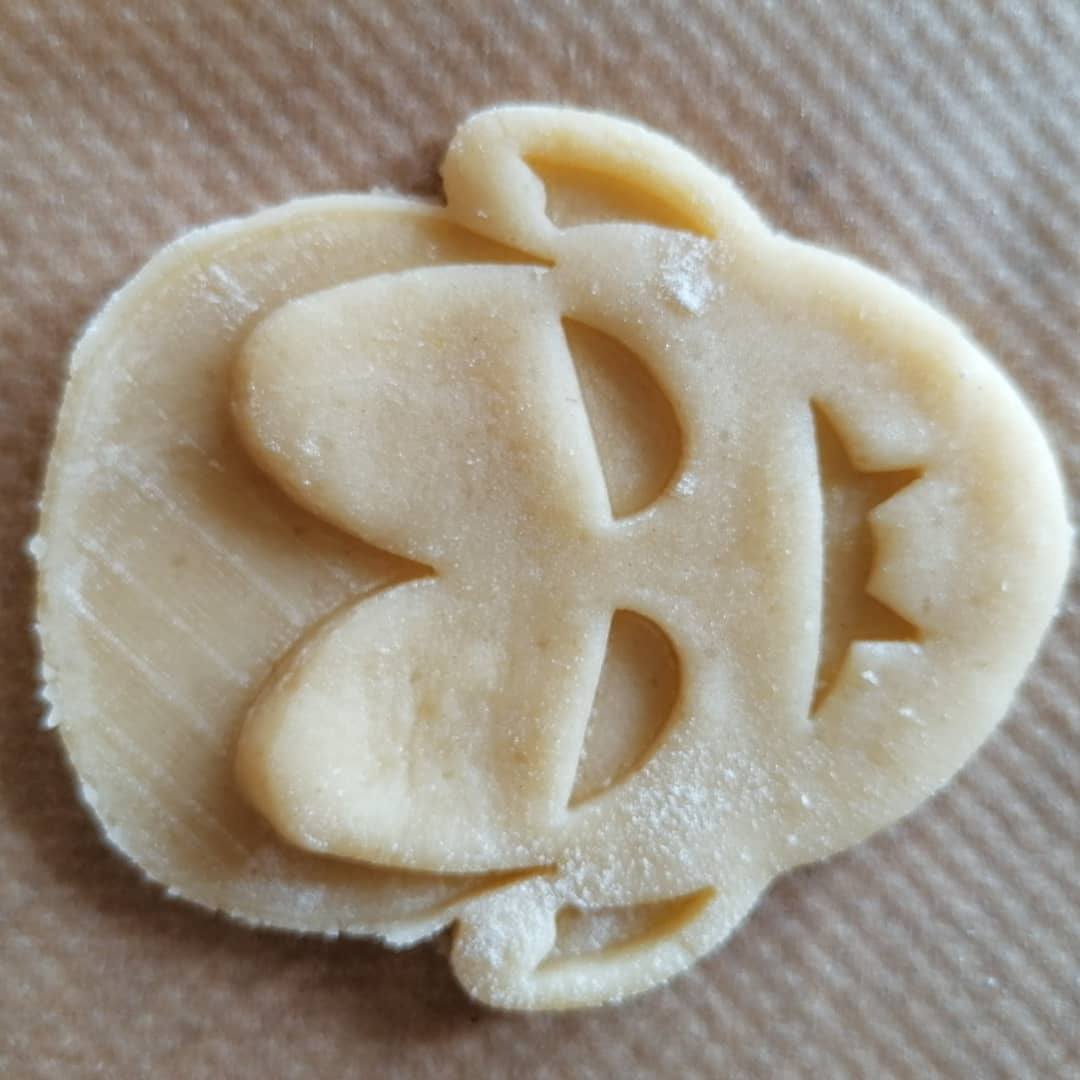 OwnCookies's tweet image. Happy Halloween! Check out these and other scarily good cookie cutters at customcookiecutters.uk
#cookies #HalloweenAtHome #HappyHalloween2020