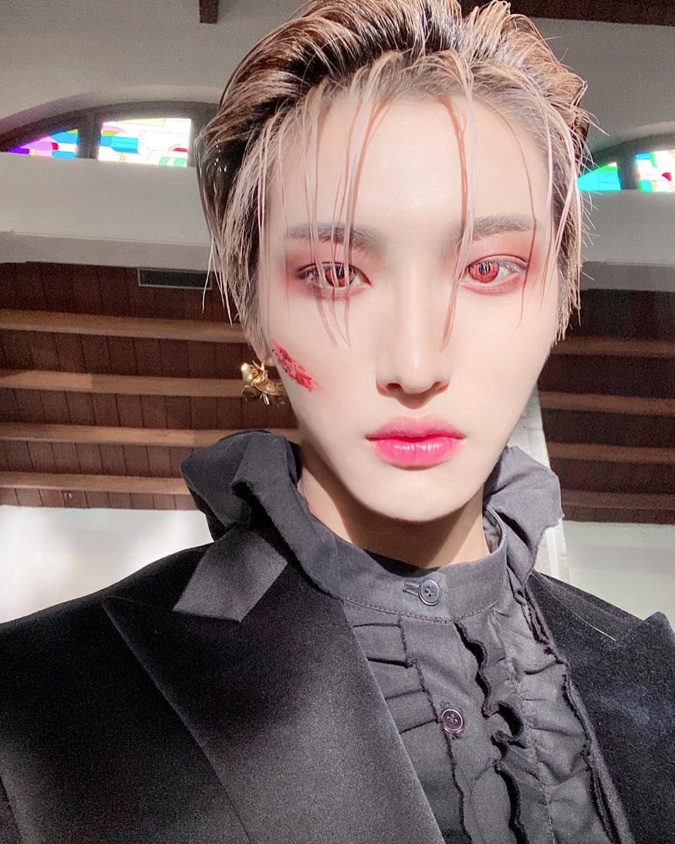 SeonghwaFR's tweet photo. INSTAGRAM | 31.10.20
→ ateez_official_ 

"[📷] ATEEZ AU QUOTIDIEN

Joyeux Halloween 🎃🎃"
#ATEEZ #에이티즈 

🇫🇷SeonghwaFR https://t.co/c5qxu2ZtuL