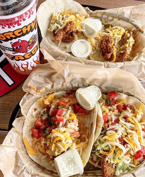 visitAllenTexas's tweet photo. 🎃 Last-minute costumes are a hassle, don't let dinner be one. Order take-out the kiddos will love from some of our favorite restaurants and hidden gems!
📍 Palio's Pizza
📍 Liberty Burger
📍 Big Ray's BBQ
📍 Torchy's Tacos 
➡️ https://t.co/y8YnuhiClx

#VisitAllen #EatAllenTX https://t.co/RFKhPaxXcb