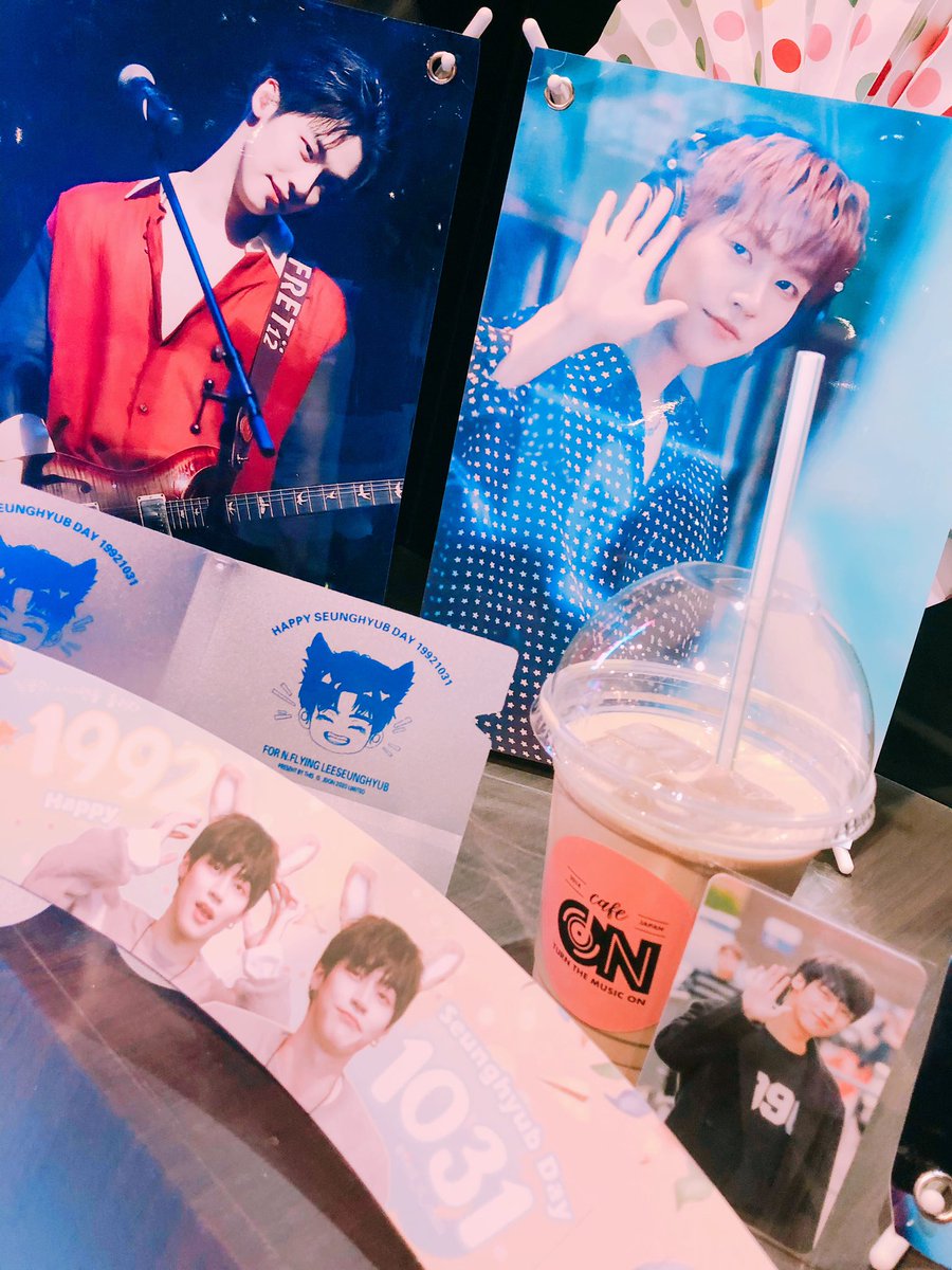 cchh_sunset's tweet photo. 우리 승짱 오빠 생일 축하해용🥳
@This_is_Jdon 님 너무 너무 감사합니다!!! 昨年も今年も参加できて嬉しいです✨

#NFlying #엔플라잉 #이승협  #HappySeungHyubDay #happyJDONday
#10월의_밝은_달_승협아_생일축하해 https://t.co/kNLJNQ4lTW