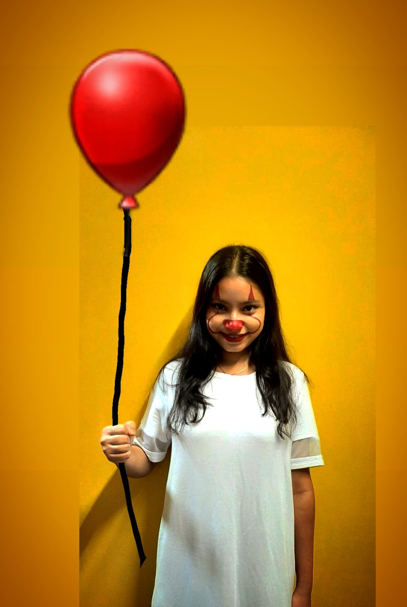 Dipsh18's tweet image. So here's my entry to @LiamPayne Halloween costume and make up contest. It's my first time doing this so ik it's not good at all still I tried haha.
#LPCostumeComp #LPMakeUpComp #LPShowAct3 #TheLPShow . I hope he @LiamPayne just notice this😭👻🤡