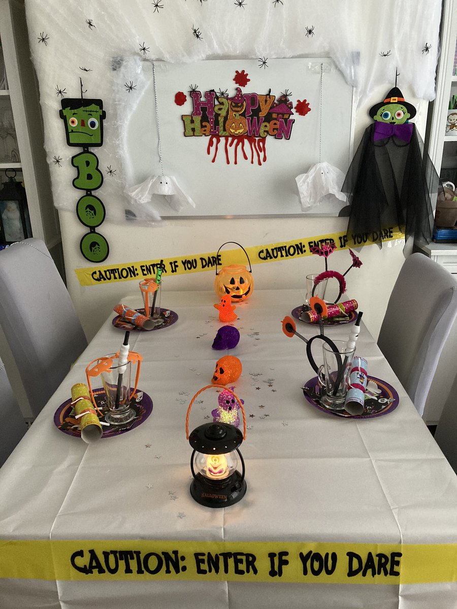 Happy Halloween 🎃🧙‍♀️🖤🕷🧡