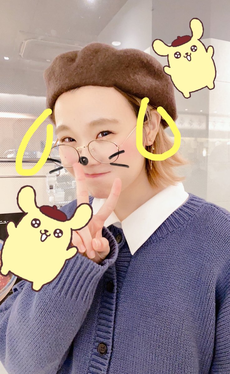 ハラミちゃん　ポムポムプリン あっ！！！！！やばい！！ ハロウィン終わる！！ ポムポムプリンの