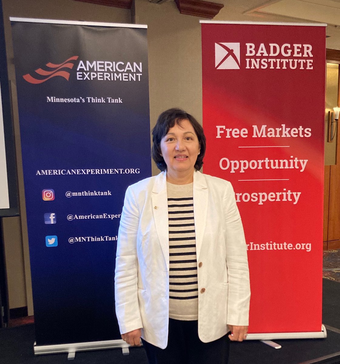 donnabmn's tweet photo. Great ideas from @MNThinkTank and Badger institute “Border Battles.” Restructure MN tax code all across the board!
#conservemn https://t.co/QcJZNhbRTS