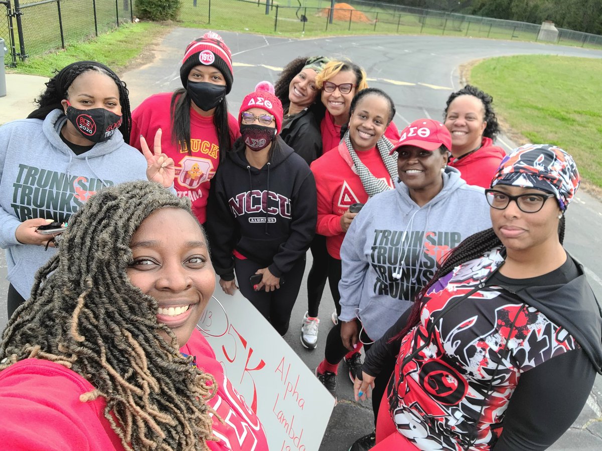 PrincipalKJones's tweet photo. Woke up this morning and did a 5k with my Sorors. Happy Homecoming @NCCU #AlphaLambda #DeltaSigmaTheta #ALMFit #ALMade https://t.co/pGZeifckBb
