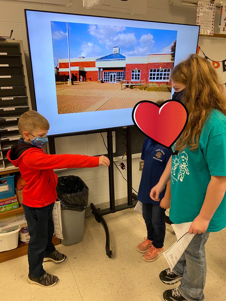PittmanCCES's tweet photo. Red Ribbon Week Skits! My 2nd graders enjoyed learning about making healthy choices. They made skits about how to say no to peer pressure. Thanks to Mrs. Nuzzo for some great lessons this week! https://t.co/KrOiQqWOpb