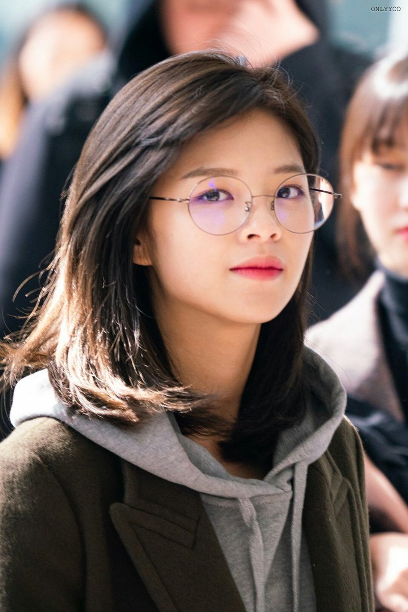twiceshidae's tweet photo. Happiest Birthday to the most precious person in the universe. We miss you so much 💚 Please take care always and get well soon. Love u 💖 @JYPETWICE 

#HappyJeongyeonDay
#OurDearestJeongyeon
#겨울과_함께온_따뜻한_유정연
#JEONGYEON https://t.co/2mS3lWVdv8