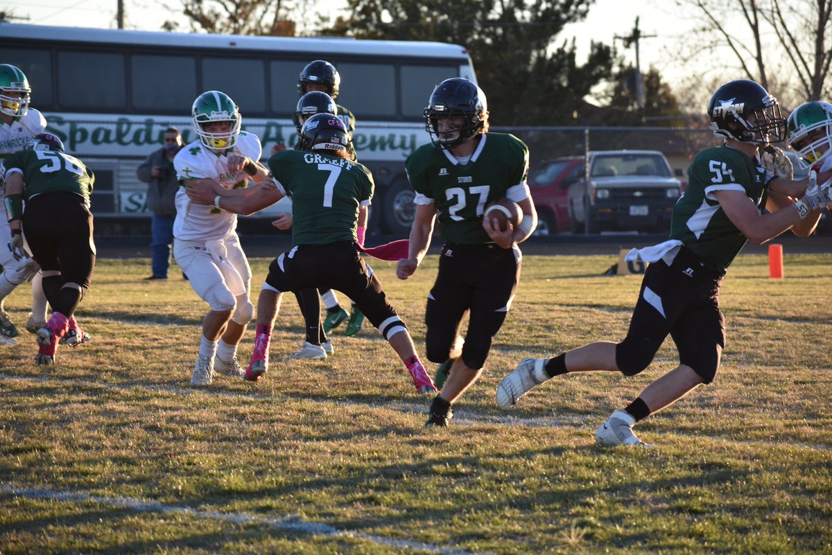 epicteamcamps's tweet photo. Creek Valley vs Spalding Academy
🏈📸 by Brandy Isenbart 🚨🚨
#EpicBattle between @CVStormFootball and @SpaldingAcademy #epicfootballcamps #sixman https://t.co/i6ak3lBTXp