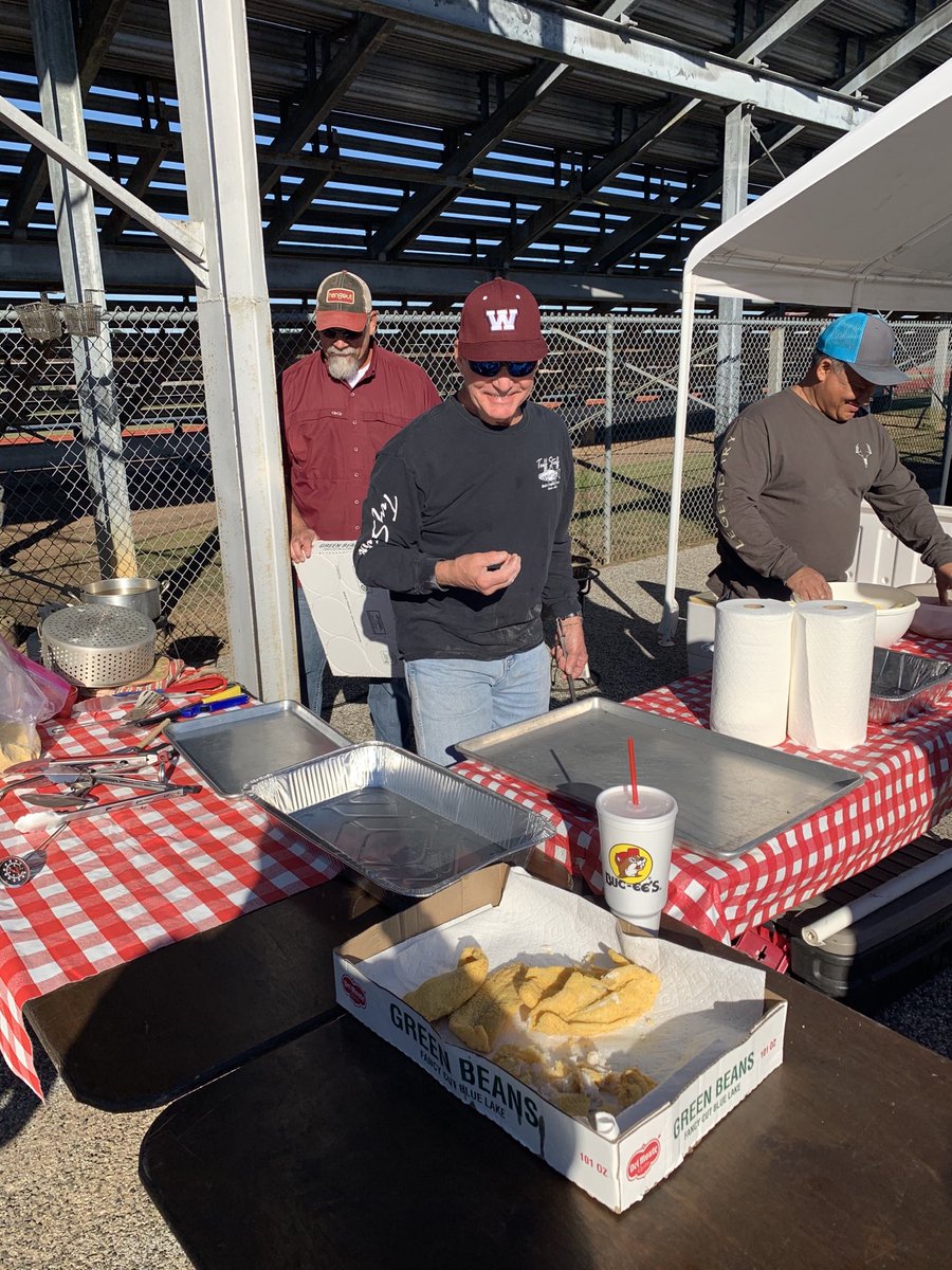 Bulldog Baseball Fundraiser Today!!! For $12 you can get 2 catfish fillets with sides of green beans and potato salad and a choice for dessert. We will be cooking and serving until 2 ‘o’clock today at the Auxiliary Football stadium. Thank you so much for your support!