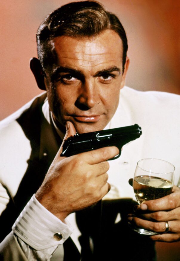 fadeeandrawos's tweet photo. May your Soul Rest In Peace Sir #SeanConnery 
Your legacy will live forever #Agentbond #JamesBond #007 https://t.co/o8QO6Iy5z4