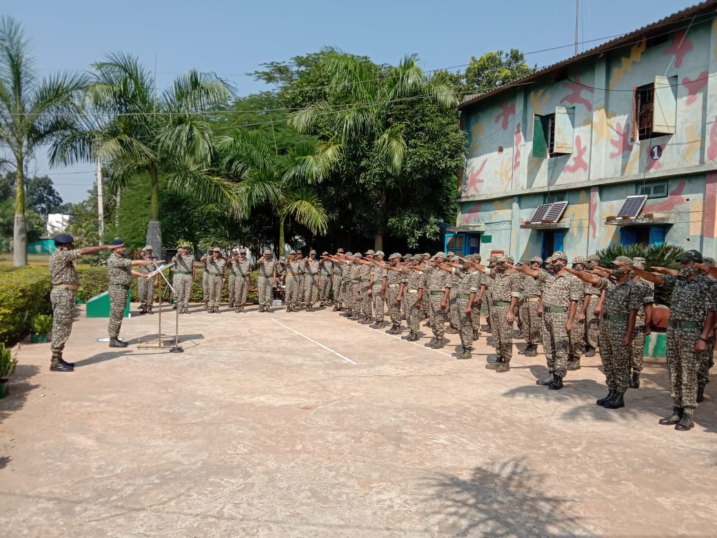 ITBP_official's tweet image. 45th Battalion ITBP Narayanpur Chhattisgarh took ekta pledge on #NationalUnityDay2020 
#Himveers