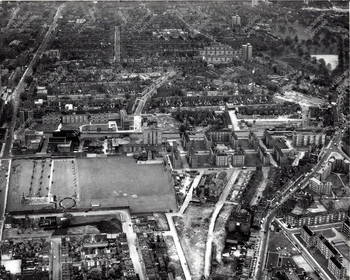 Another image from 1963 shows Goldsmiths Row to the right & the clear line of Maidstone Road, Boston Street with what is now Seabright school between them, as well as Holms Street & Tuilerie Street.