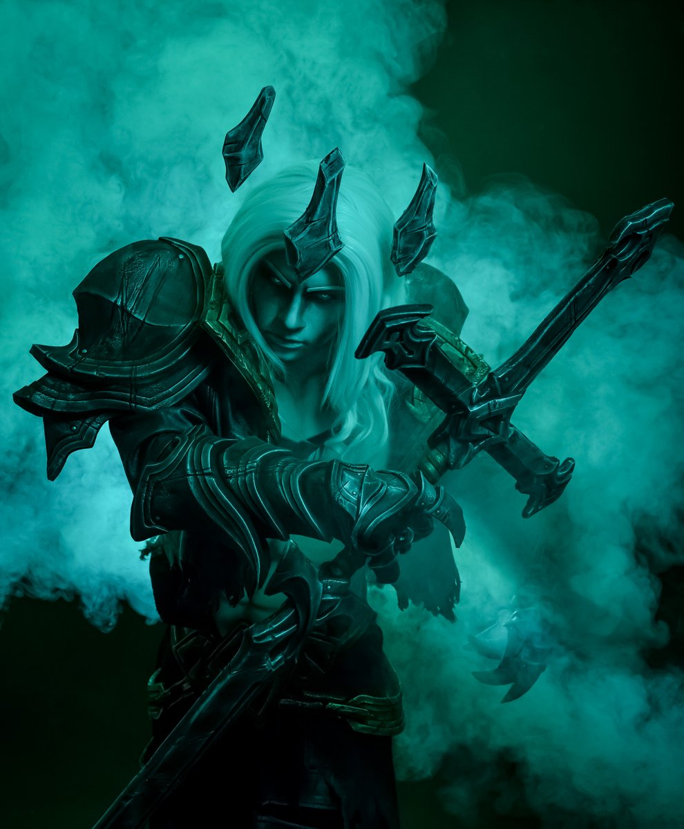 Una civilización cayó y Runaterra nunca fue la misma. 

@TwiinCosplay nos presenta al culpable, el Rey Arruinado. 

Rétalo pronto en el nuevo juego de Riot Forge: bit.ly/3edGUlB