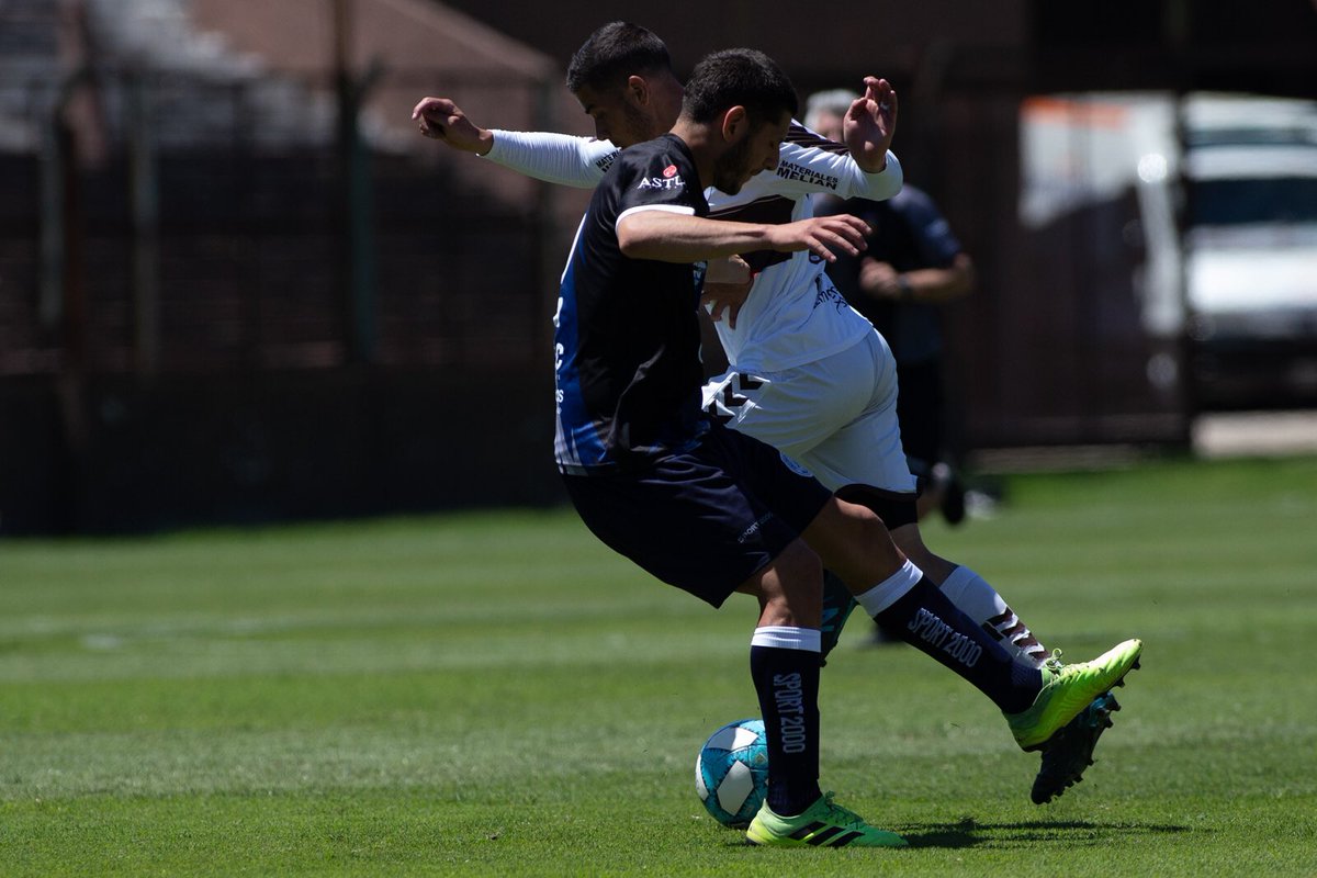 Contragolpe610's tweet photo. #Platense | Final del segundo #amistoso ganó el Calamar 9 a 0 contra #DeportivoMerlo. Goles de José Luis #Sinisterra x2, Nicolás #Zalazar, Sasha #Marcich, Facundo #Curuchet, Nadir #Zeineddin, Franco #Baldassarra, Facundo #Russo e #Ibarra. Via: Marcos Vazquez https://t.co/lOnoIUePoS