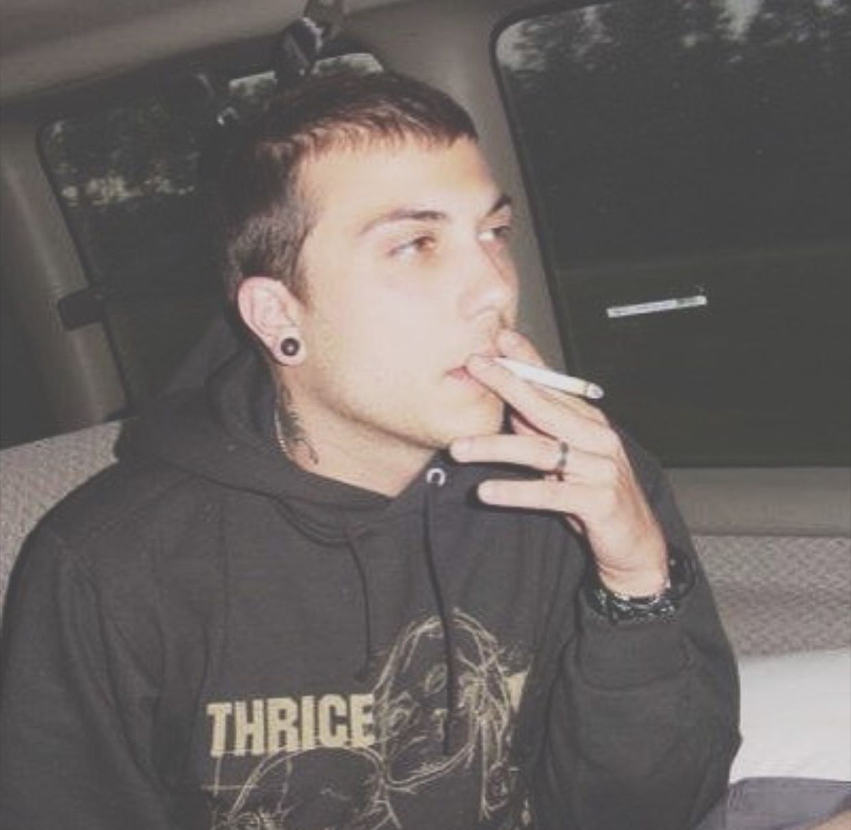 Frank Iero walked so E-boys can run

Happy birthday franky 