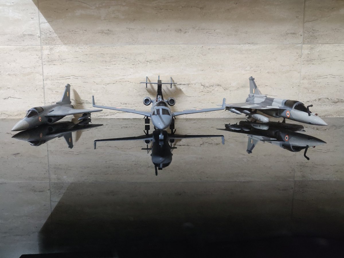 prints_india's tweet photo. Lady Netra safely escorted by desi boys 🤘
#Indigenous #desiboys #Netra #NetraAwacs #tejas #tejas_Mk_II
#MaathePePaseenaTha
#FearOf9PM
@Maverick_bharat @alpha_defense @Kuntal__biswas @FrontlinerUV @TheDangerOP @TheWolfpackIN @HarshalPal5 https://t.co/FJHzg4zULz