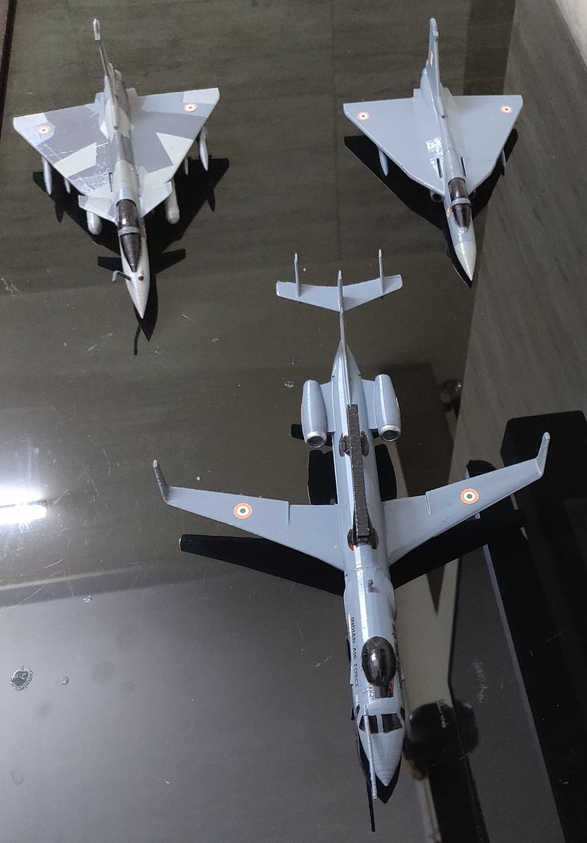 prints_india's tweet photo. Lady Netra safely escorted by desi boys 🤘
#Indigenous #desiboys #Netra #NetraAwacs #tejas #tejas_Mk_II
#MaathePePaseenaTha
#FearOf9PM
@Maverick_bharat @alpha_defense @Kuntal__biswas @FrontlinerUV @TheDangerOP @TheWolfpackIN @HarshalPal5 https://t.co/FJHzg4zULz