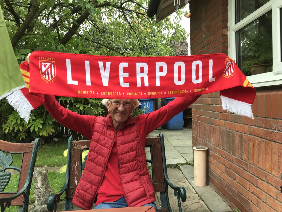 Red__Jay's tweet image. We’re probably going back into lockdown and my mothers funeral was yesterday. I wonder how many elderly people we’ve lost, not with covid, but as a result of it.