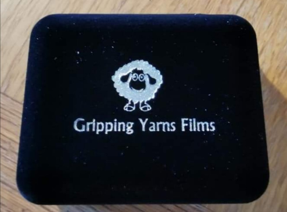 gripping_yarns tweet picture