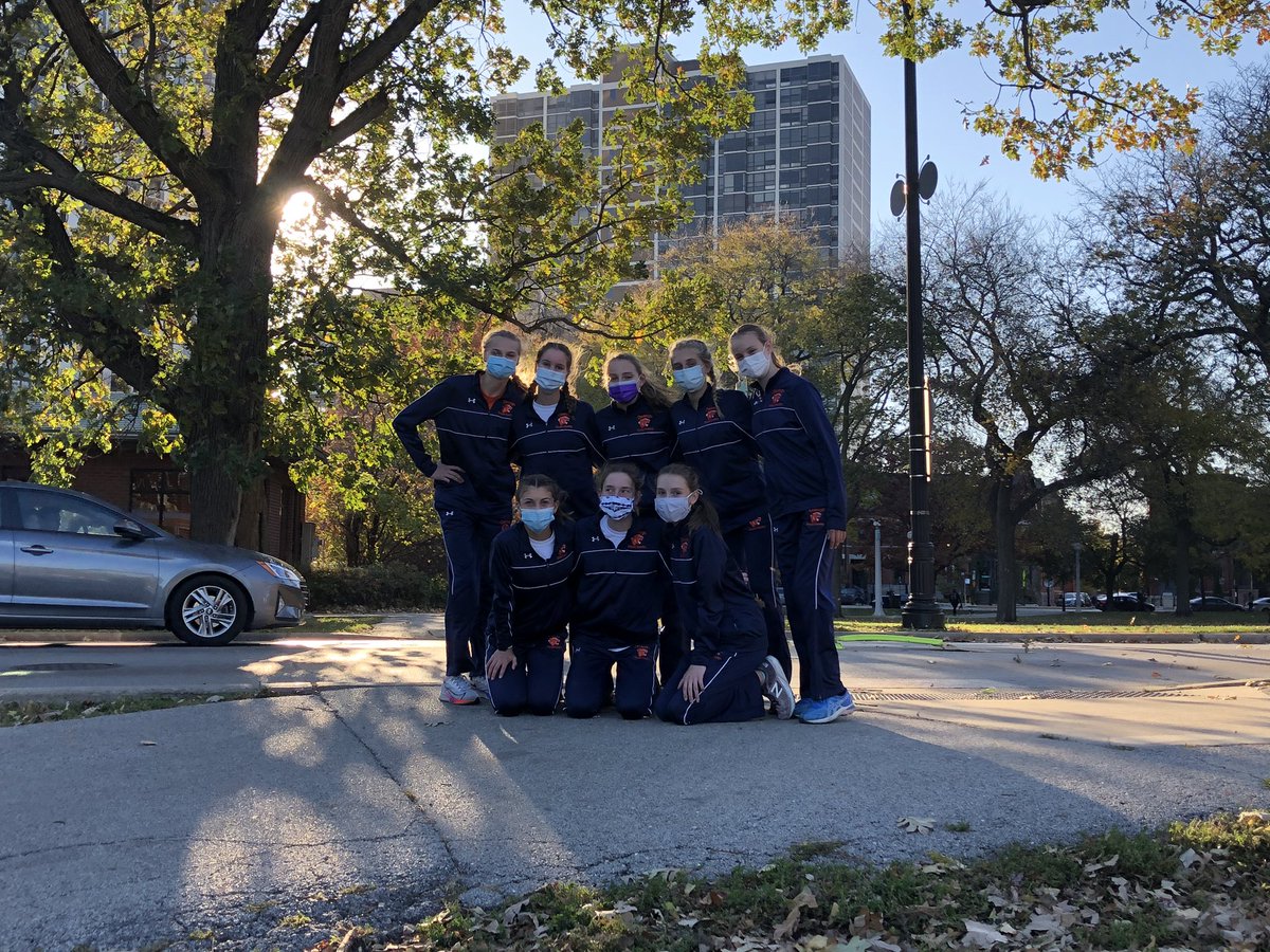 Oswego_GCC's tweet photo. Really proud of these girls. 7th place today would have qualified us for state next week
🏃‍♀️That makes these girls the first team in school history to qualify four years in a row. Ella Hale would have been the second girl ever to race at state 4 times.Great job ladies.#Vision2020 https://t.co/RjfX8gvhcG
