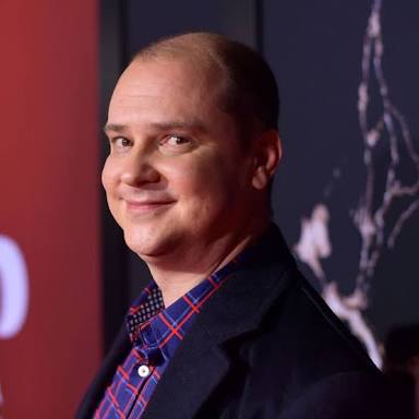 3.Quem: Mike FlanaganFilmes que dirigiu: Doutor Sono (2019), Ouija: A Origem do Mal (2016) e Jogo Perigoso (2017)Filme de terror favorito: The Blackcoat’s Daughter (2015)Diretor do filme favorito: Oz Perkins