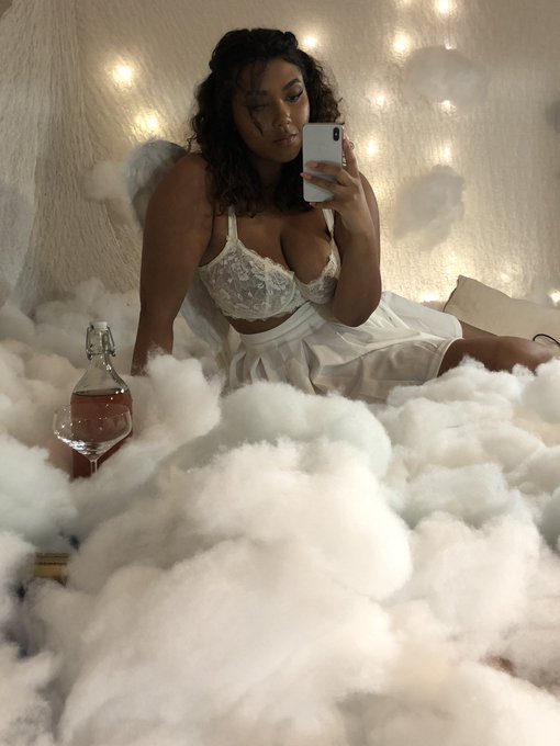 Im on cloud 9 also know as @chaturbate come watch me!   https://t.co/SJLD7lL7ds https://t.co/U2dNveI<a class="tags" href="/tag/chaturbate">@chaturbate</a><a href="/tag/mvsales"class="tags"><span>#mvsales</span></a>