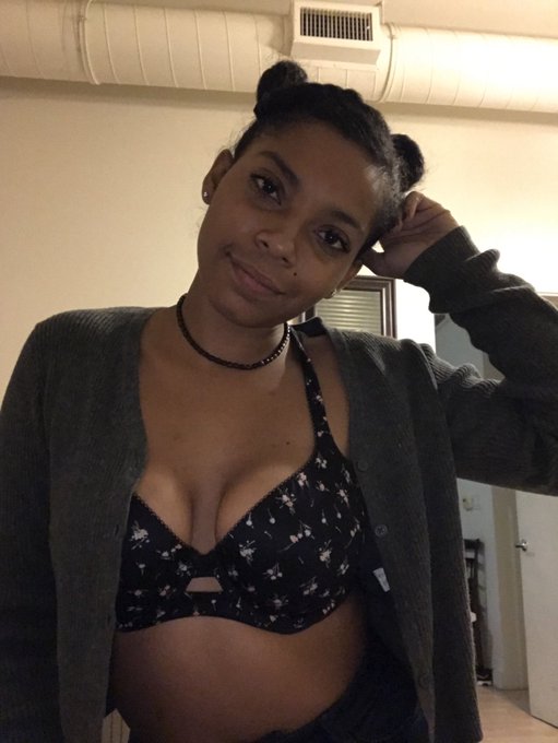 I&rsquo;m happy really truest happy 😊 I love all my friends here and I appreciate all you guys https://t.c<a href="/tag/myfreecams"class="tags"><span>#myfreecams</span></a><a href="/tag/onmfc"class="tags"><span>#onmfc</span></a>