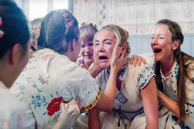 4.Quem: Bong Joon HoFilmes que dirigiu: Parasita (2019), Expresso do Amanhã (2013) e Okja (2017)Filme de terror favorito: Midsommar (2019)Diretor do filme favorito: Ari Aster