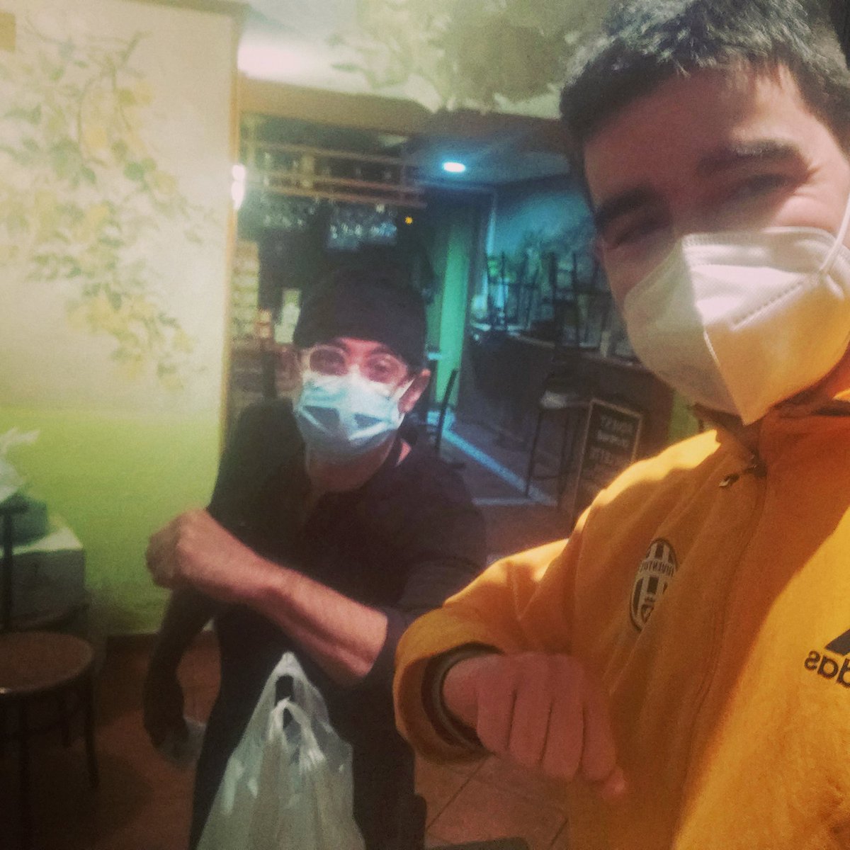 jordimolinera's tweet photo. I per sopar, menjar de La Toque! Quan tornem a poder anar als restaurants al tanto: tenen recent arribat dels Alps una raclette savoyarde... 🧀
#CuidemAltafulla https://t.co/8phPhAJukV