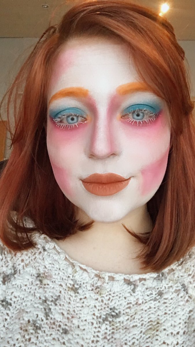 Gold3nHabits's tweet image. #LPHALLOWEEN HERE IS ALL THE MAKEUP I DID FOR THIS AMAZING SHOW #LPMakeUpComp (part 1)