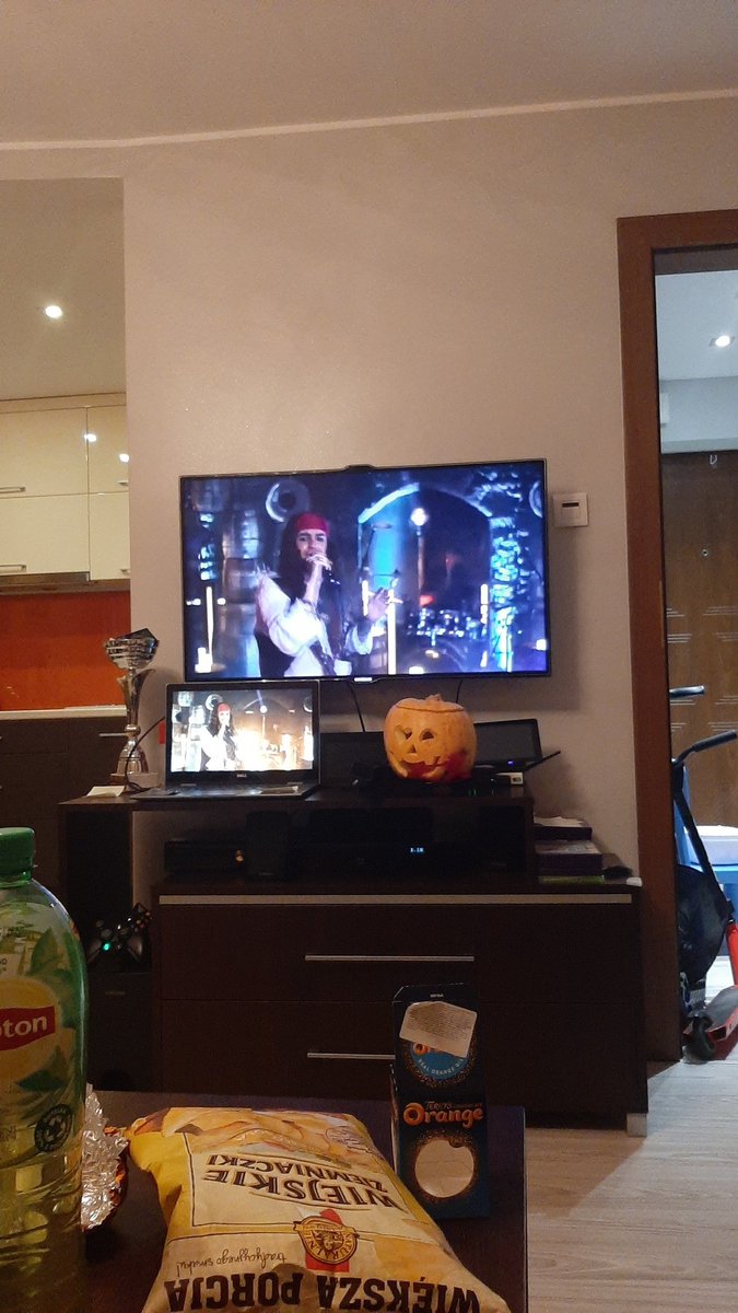 wiememotki's tweet photo. #lphalloween 🎃👻 @LiamPayne #lpshow3 https://t.co/xRUnwlCQwf