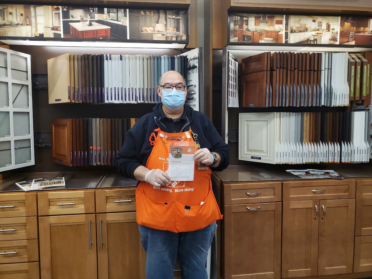 Celebrating our Specialty Designer for making our customers dreams come true here at #1277 ⁦<a href="/SL_leighton/">Leighton</a>⁩ ⁦<a href="/HomeDepotSteph/">Stephanie Babic</a>⁩ ⁦<a href="/hdbosslady/">shondelle bo$lady</a>⁩