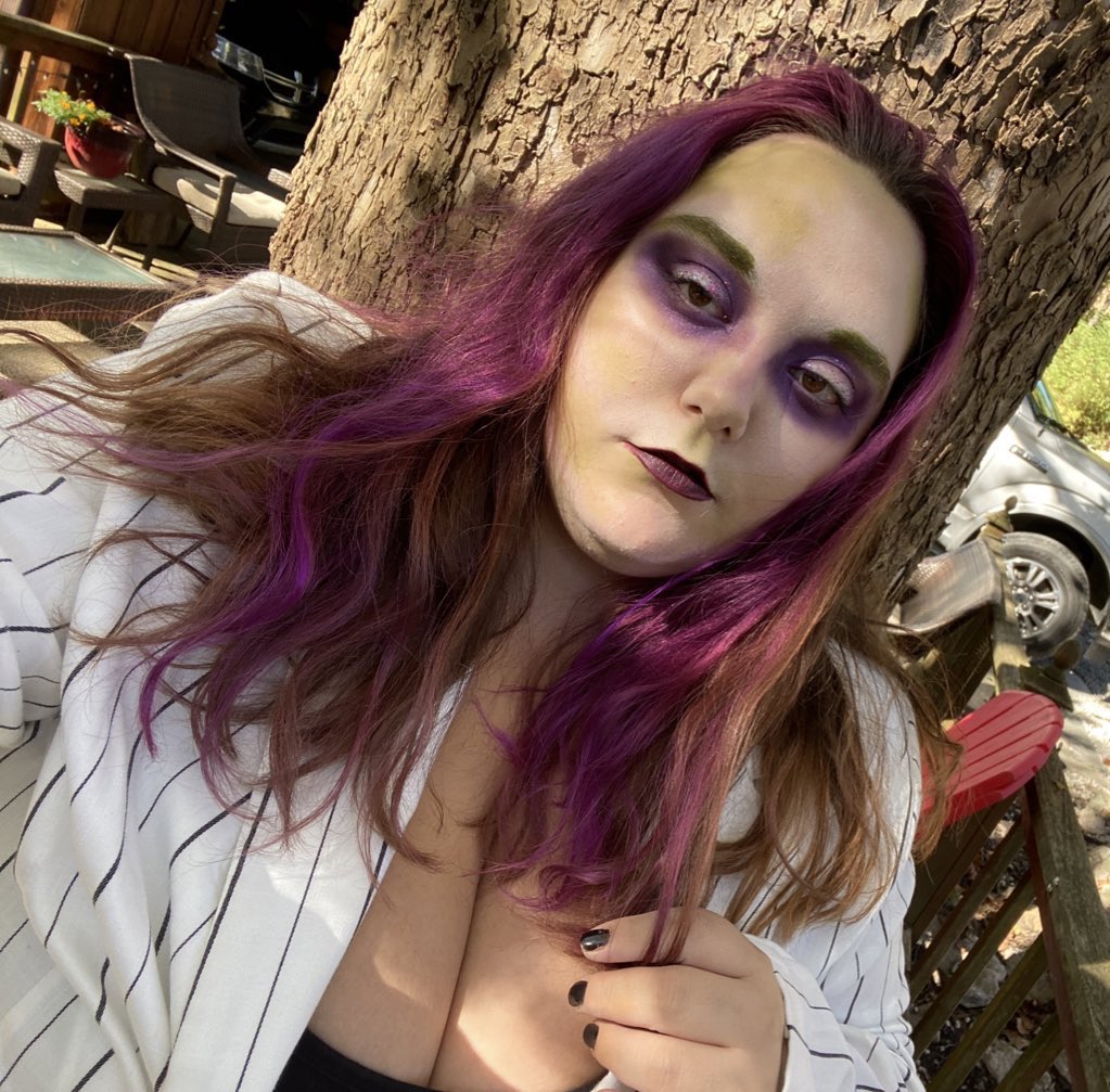 tbosaswift's tweet image. hey @LiamPayne iiiiiits showtime !!!!! loving the show so far 🕸❤️ #LPMakeUpComp #LPCostumeComp