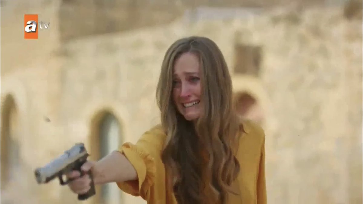 firat aka miran’s other soulmate sensing that something had happened to him  #Hercai