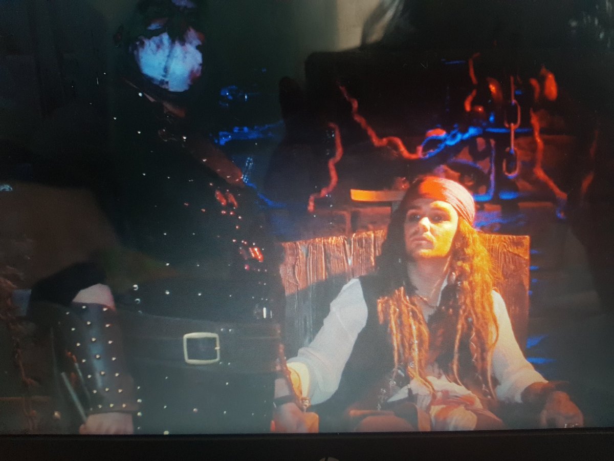 Angy_1703's tweet photo. #LPShowAct3 my best Halloween #Halloween2020 #LPHalloween https://t.co/PgBXC6pq6G