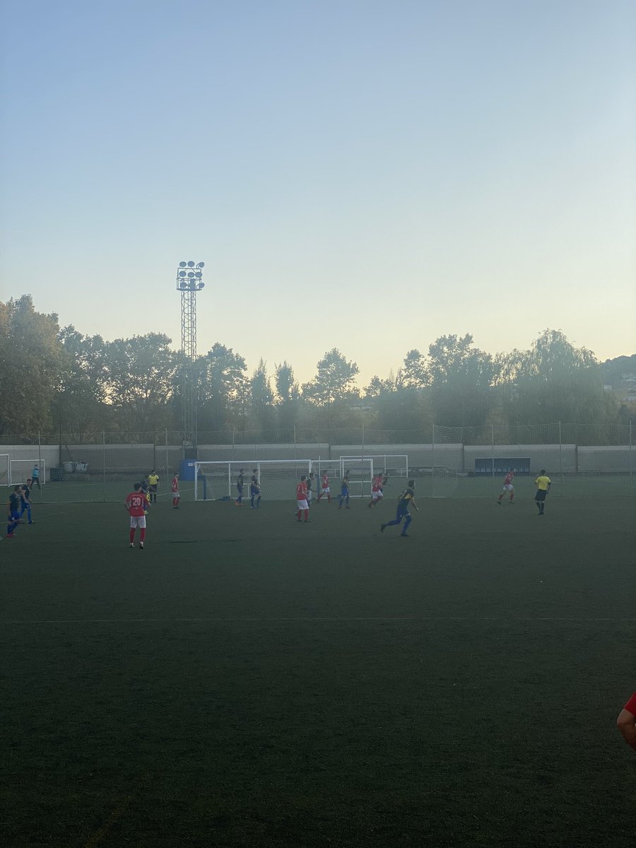 FutBaseAtPuerto's tweet photo. Comenzó la segunda mitad .

  @FutBaseAtPuerto #Senior 1️⃣
#PozueloCF  1️⃣
  
#AnimoJaime 

EL ❤️ DE UNA CIUDAD https://t.co/iHlPLpbQp1