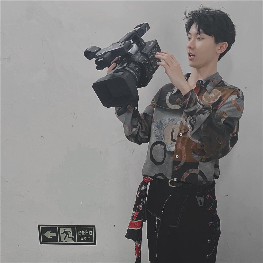 TNT___official's tweet photo. “掠影”（1）
from 马嘉祺
#时代少年团 #TNT #TeensinTimes 
#马嘉祺 #MaJiaqi https://t.co/GtVDYLJhG0