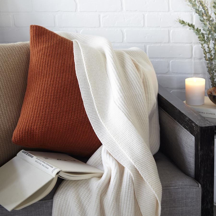 230 Fifth Avenue tweet media