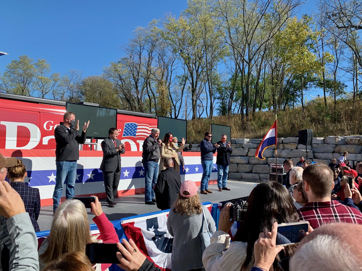 Last day of the <a href="/mikeparson/">Mike Parson</a> bus tour. St. Charles is fired up to elect Republicans up and down the ballot. Thanks to <a href="/SarahHuckabee/">Sarah Huckabee Sanders</a> for being in MO with us for the last two days!