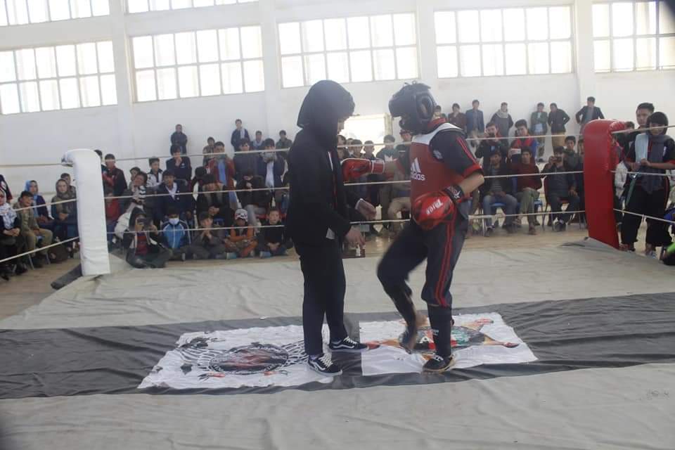 Reporterlyaf's tweet photo. The #Afghanistan National Dai Fu Federation organized their 14th championship with theme "Supporting (#Peace) in the Cultural & Ancient Province of #Bamiyan."
#DaiFu is a system of combat practices with the word ‘Dai’=‘Knowledge’ & ‘Fu’=‘Steel’ in Hazaragi.
#Afghanistan https://t.co/x267iJqFCb