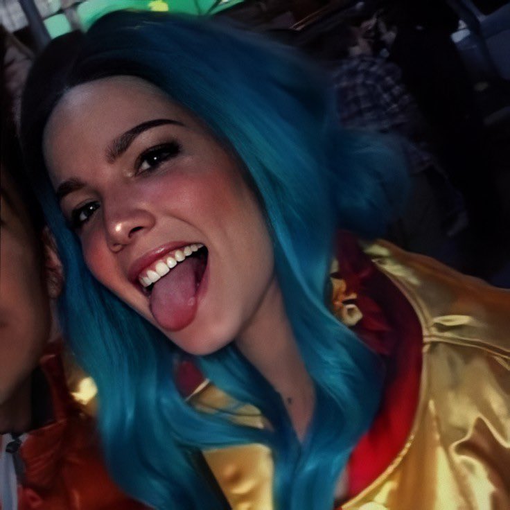 halsey in costumes: a thread not limited to halloween