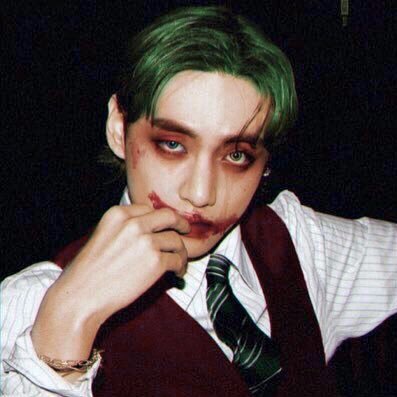 devilwxngs's tweet photo. 𝖂𝖍𝖞 𝖘𝖔 𝖘𝖊𝖗𝖎𝖔𝖚𝖘?

Happy halloween to you all, dear bubs.

I'm a bit late but well, i'm finally here so... let the 𝐟𝐮𝐧 begin, NOW.

#Halloweenatjjeonsshi https://t.co/519vMEIDC4