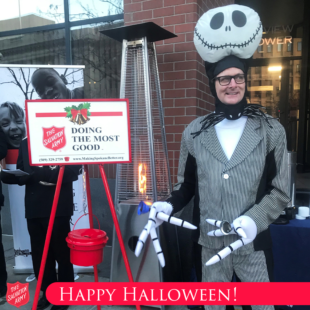TSASpokane's tweet image. *pre-COVID photo* Happy Halloween! We can’t wait to see this same spirit this year at our Corporate Kettle Kick-Off! Head to our site for more details give-nw.salvationarmy.org/campaign/spoka…