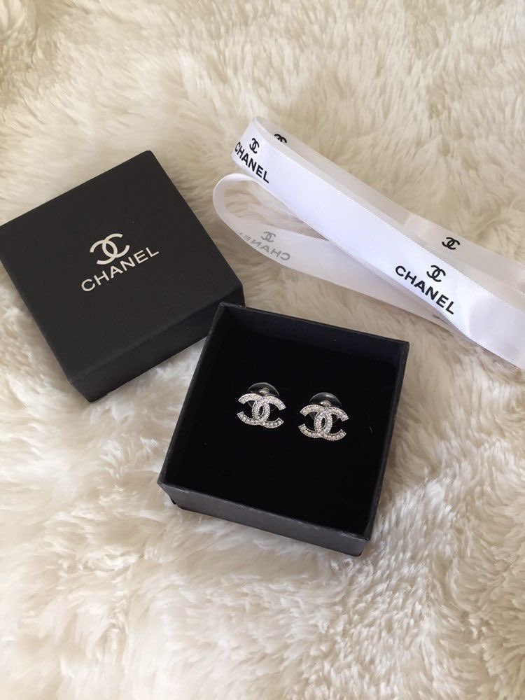Boucles Chanel