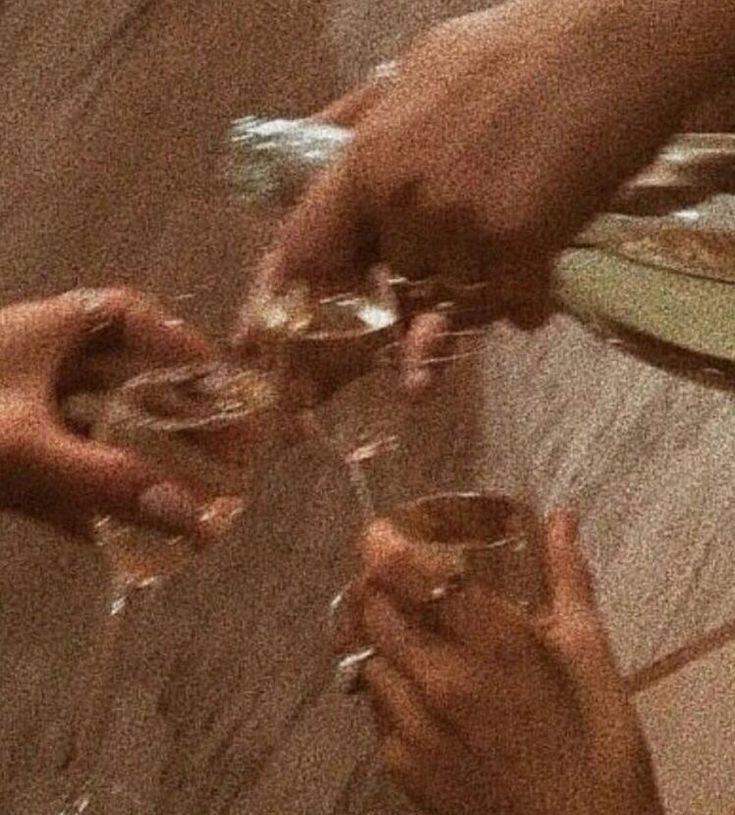 Kkatlynn_'s tweet photo. . ▪︎C̶o̶m̶e̶ ̶&amp;̶ ̶k̶n̶o̶w̶ ̶m̶e̶ ̶m̶o̶r̶e̶ ▪︎ .
 .  •  °  ♡  .   •  °  •  .  •  ♤  °  •  . https://t.co/n5MSh1qkDY