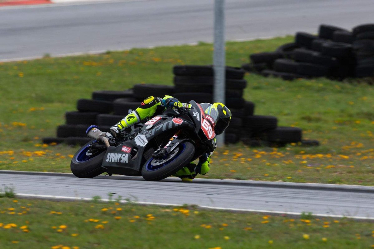 David Mcfadden tweet media