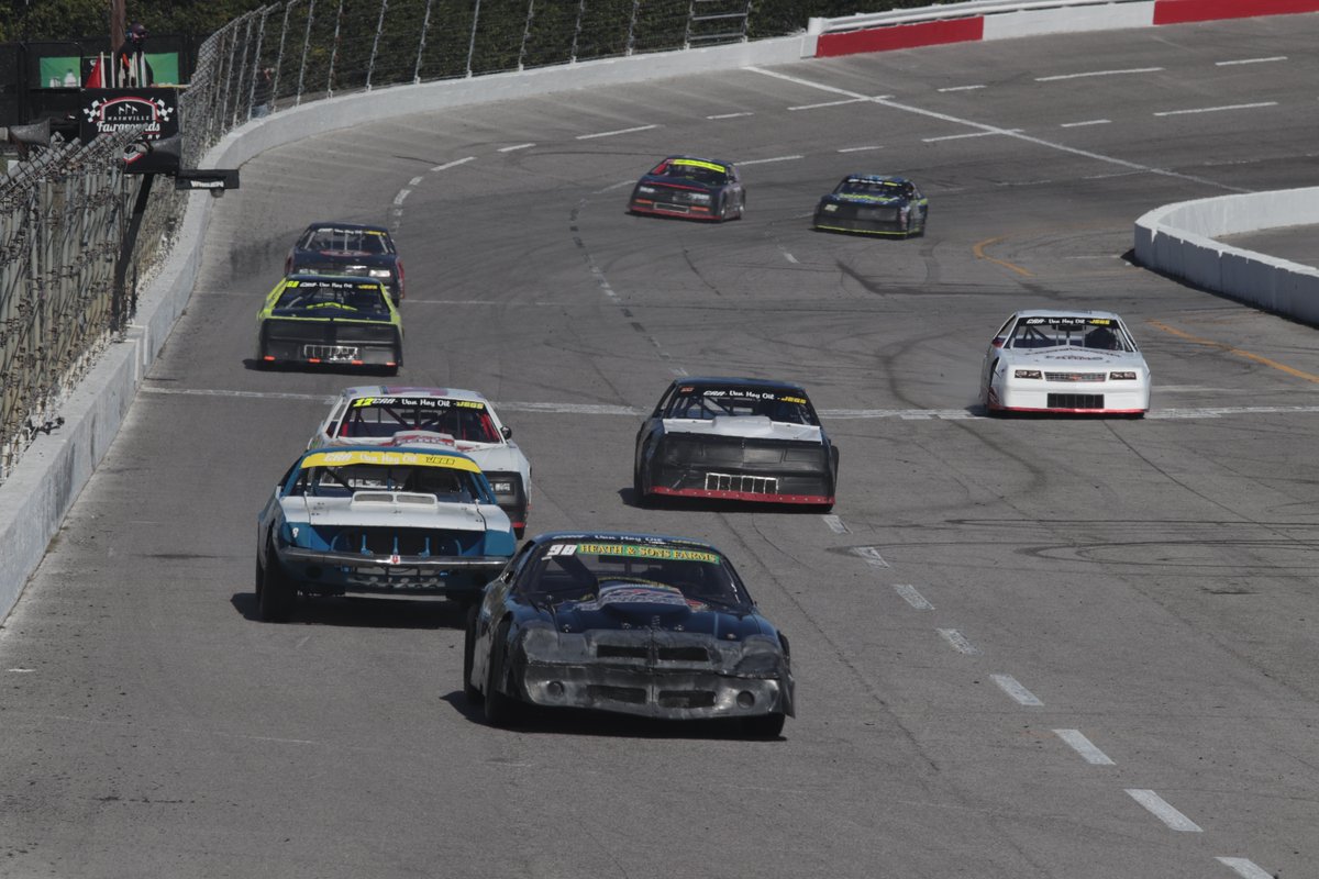 RacingAmerica's tweet photo. The @CRAracing Street Stocks wrap up their first practice of the weekend at @RaceFairgrounds.

The Vores Compact Touring Series competitors will be on track next.

Watch both of those features tonight on https://t.co/CcUTq3McqN: https://t.co/Vrx2TcPkeO https://t.co/MjV8ba8anj