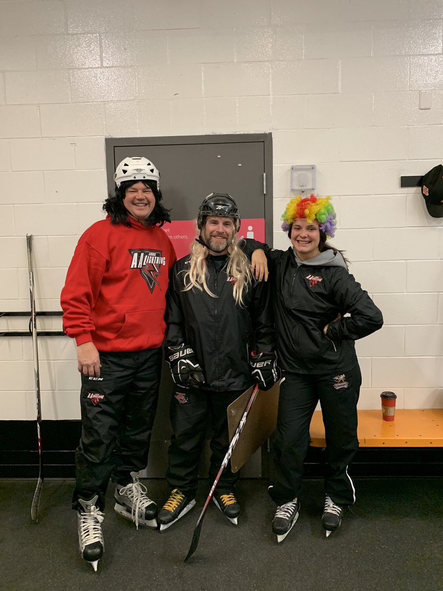 airdriefemaleAA's tweet photo. Lit bit of Halloween fun at our last practice before our first Game Day on Sunday vs Red Deer #Halloween2020 #lookatthoselocks https://t.co/ia0SND3VLS